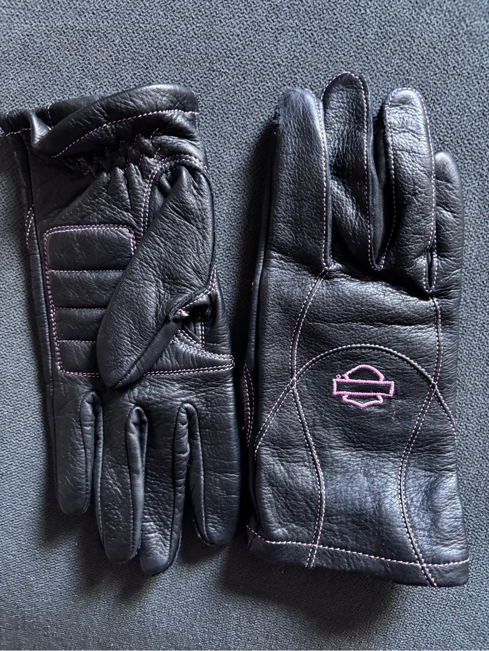 Harley-Davidson Black Leather Riding Gloves with Pink Stitching